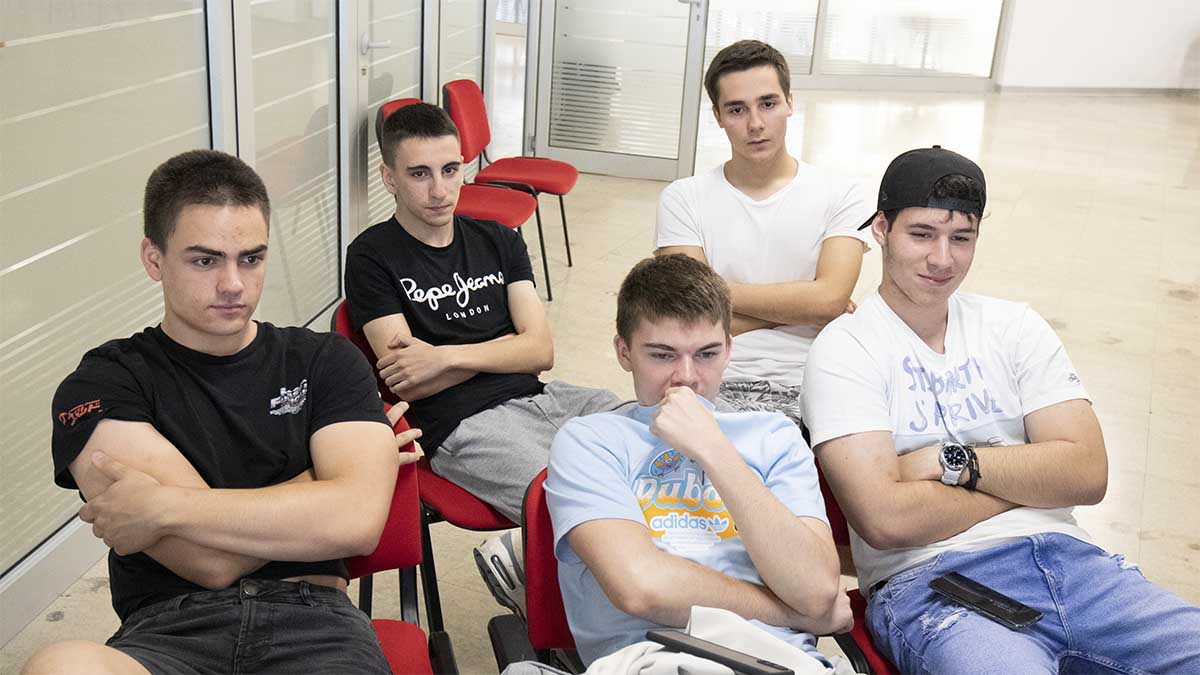 1_0002_IMG_3881.CR2_