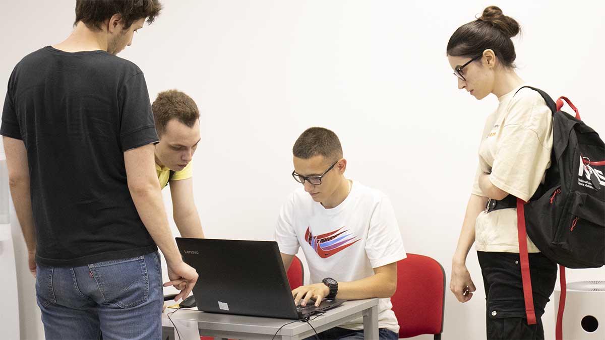 4_0006_IMG_3361.CR2_
