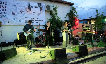 Izložba i koncert u Dorćol Platzu