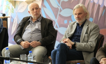 Panel diskusija i predstava „Viza”